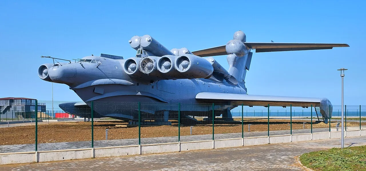 Экраноплан «Лунь»